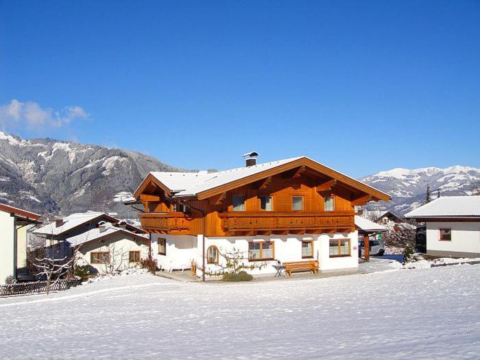 Landhaus Mitteregger Kaprun Exterior photo